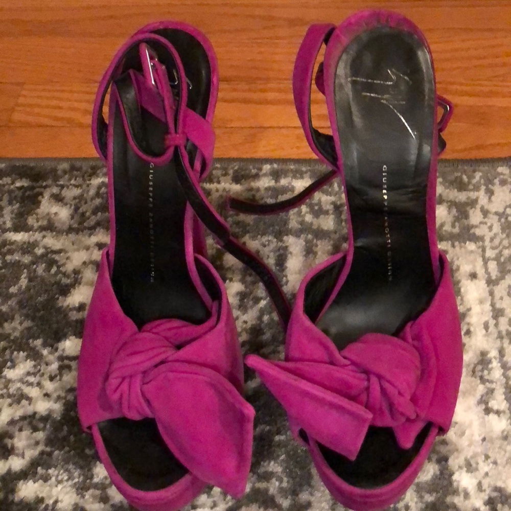 SOLD- Giuseppe Zanotti Platform Heels